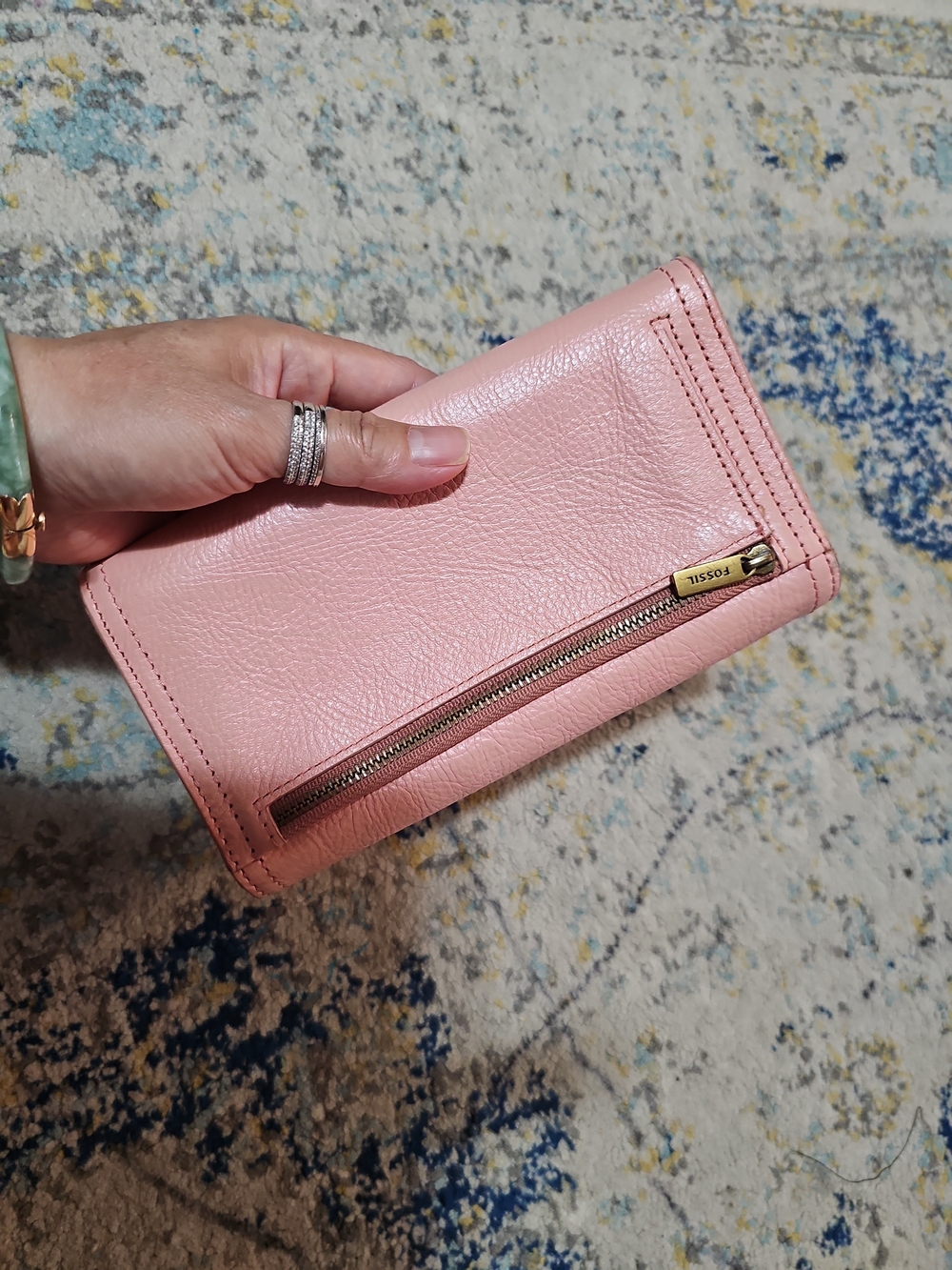 Fossil Logan RFID Flap Clutch Wallet - Picture 2 of 8
